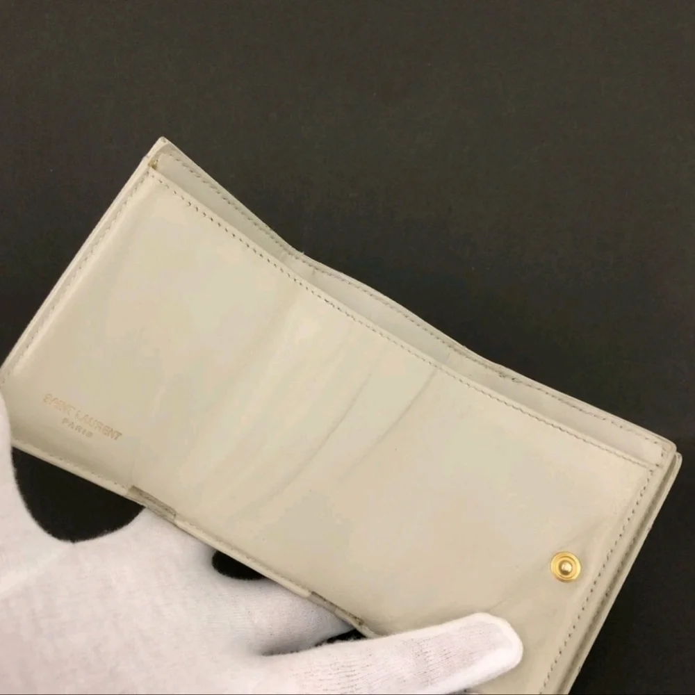 Yves Saint Laurent White Compact trifold wallet - Picture 5 of 8